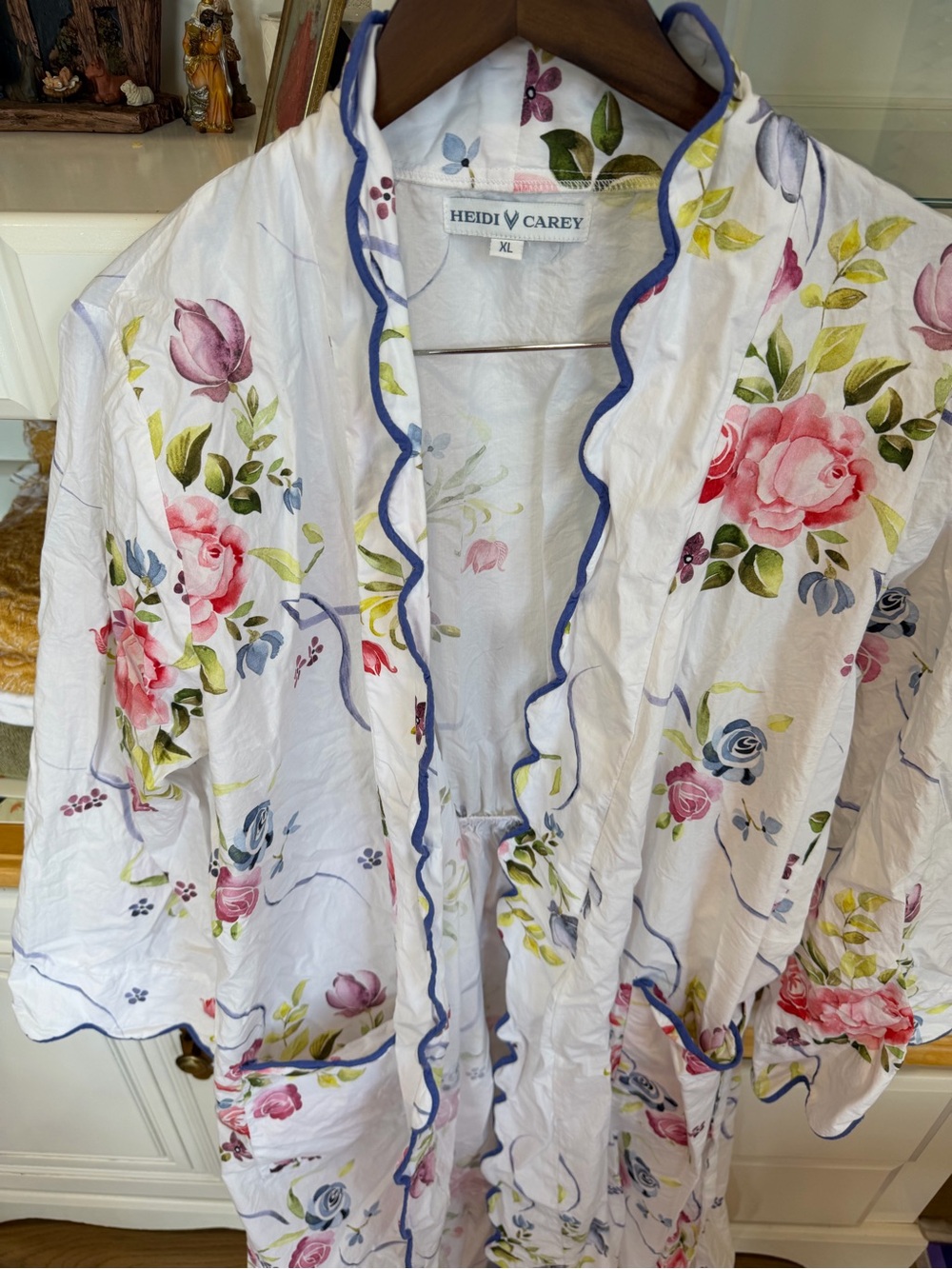 Heidi Carey 100% Cotton Floral Robe in White with Pink & Blue Flowers